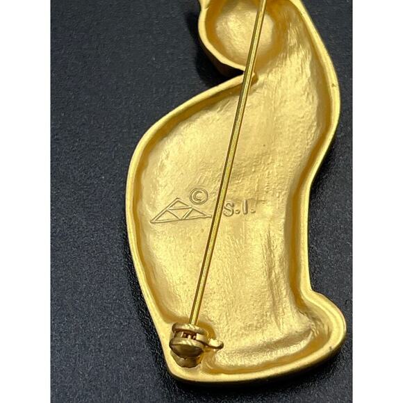 Smithsonian Institution Matte Brushed Gold Tone Sleek Cat Pin Brooch - Picture 9 of 9